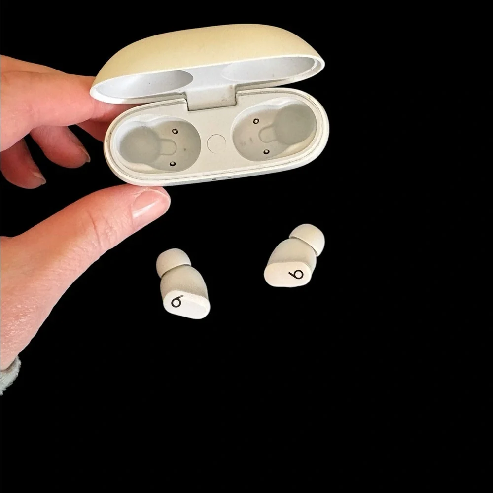 Beats Studio Buds Wireless Earbuds - White - Picture 2 of 4